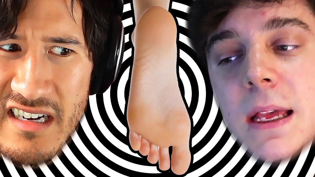 142 - Wikifeet_ A Tale of 2 Tootsies